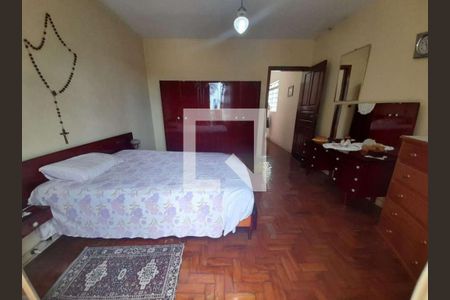 Quarto de casa à venda com 4 quartos, 250m² em Vila Nivi, São Paulo