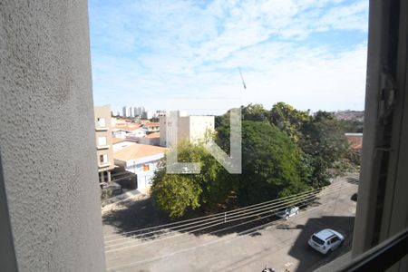 Quarto 1 - Vista de apartamento à venda com 2 quartos, 150m² em Jardim Flamboyant, Campinas