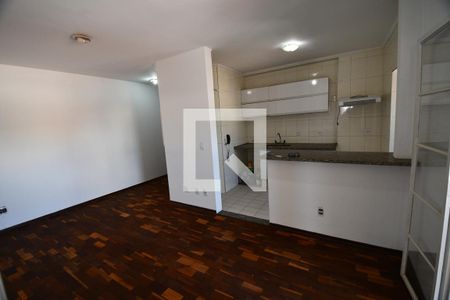 Sala de apartamento à venda com 2 quartos, 150m² em Jardim Flamboyant, Campinas
