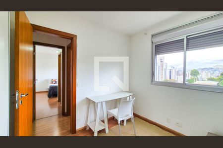 Quarto de apartamento à venda com 2 quartos, 52m² em Gutierrez, Belo Horizonte