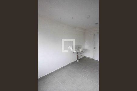 Sala/Cozinha de apartamento para alugar com 2 quartos, 34m² em Vila Graciosa, São Paulo