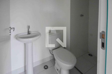 Banheiro de apartamento para alugar com 2 quartos, 34m² em Vila Graciosa, São Paulo