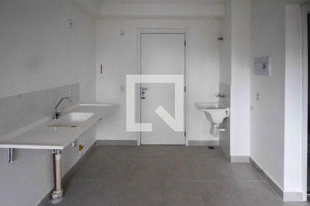 Sala/Cozinha de apartamento para alugar com 2 quartos, 34m² em Vila Graciosa, São Paulo