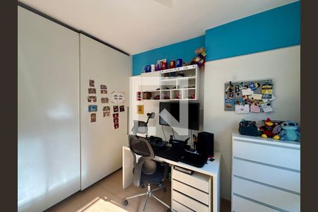 Quarto 1 de apartamento à venda com 3 quartos, 125m² em Lagoa, Rio de Janeiro