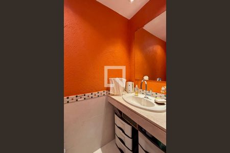 Lavabo de apartamento à venda com 3 quartos, 125m² em Lagoa, Rio de Janeiro