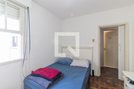 Quarto 1 de apartamento à venda com 3 quartos, 66m² em Santo Antônio, Porto Alegre