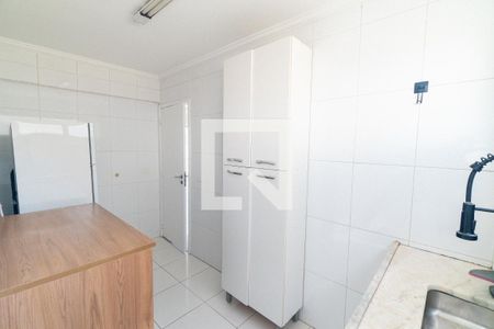 Cozinha de apartamento à venda com 2 quartos, 64m² em Mirandópolis, São Paulo