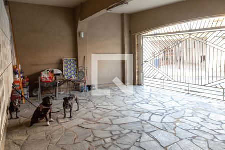 Garagem de casa para alugar com 4 quartos, 309m² em Jardim Bandeirantes, Guarulhos