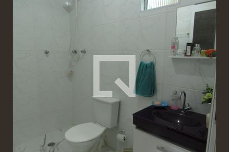 Banheiro de casa para alugar com 2 quartos, 150m² em Jardim Roberto, Osasco