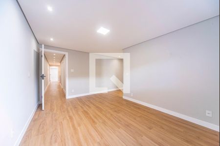 Suíte 1 de casa à venda com 3 quartos, 278m² em Vila Pires, Santo André