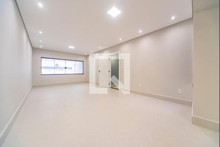 Sala de casa à venda com 3 quartos, 278m² em Vila Pires, Santo André