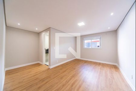 Suíte 1 de casa à venda com 3 quartos, 278m² em Vila Pires, Santo André