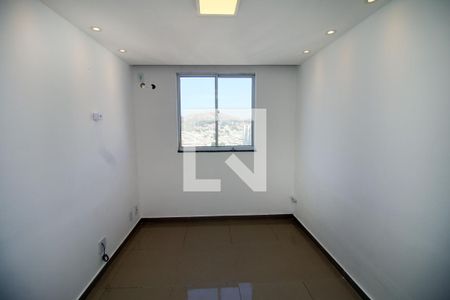 Suíte de apartamento para alugar com 2 quartos, 50m² em Colégio, Rio de Janeiro