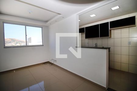 Sala de apartamento para alugar com 2 quartos, 50m² em Colégio, Rio de Janeiro