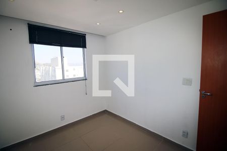 Quarto 1 de apartamento para alugar com 2 quartos, 50m² em Colégio, Rio de Janeiro