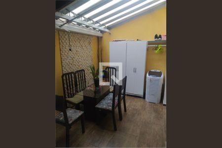 Casa à venda com 2 quartos, 62m² em Utinga, Santo André