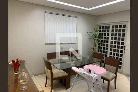 Casa à venda com 4 quartos, 380m² em Serrano, Belo Horizonte