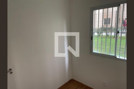 Quarto 1 de apartamento para alugar com 2 quartos, 32m² em Parque Novo Mundo, São Paulo