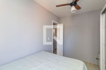 Quarto 1 de apartamento à venda com 2 quartos, 45m² em Vila Carmosina, São Paulo