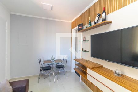 Sala de apartamento à venda com 2 quartos, 45m² em Vila Carmosina, São Paulo