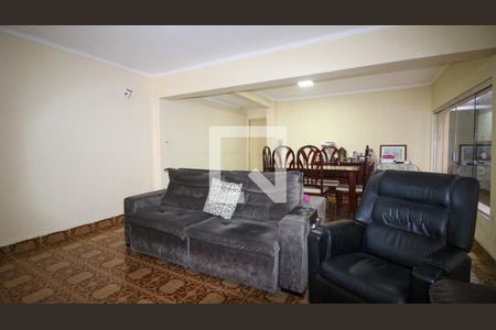 Sala de casa à venda com 4 quartos, 165m² em Vila Carrão, São Paulo