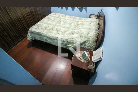 Suíte de casa à venda com 4 quartos, 165m² em Vila Carrão, São Paulo
