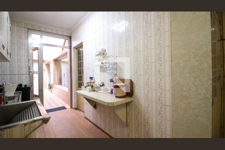 Cozinha de casa à venda com 4 quartos, 165m² em Vila Carrão, São Paulo