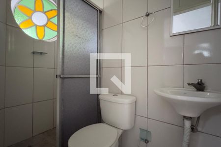 Banheiro de casa para alugar com 1 quarto, 56m² em Jardim Palmira, Guarulhos