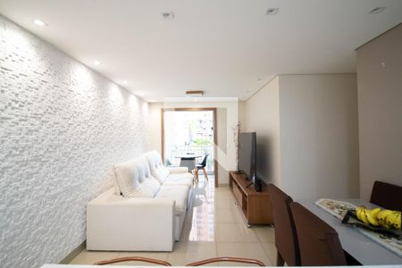 Sala de apartamento à venda com 3 quartos, 77m² em Jardim Flor da Montanha, Guarulhos