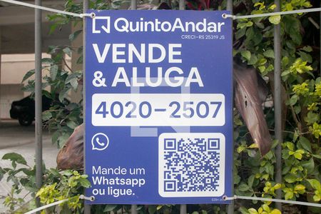 Plaquinha de apartamento à venda com 2 quartos, 73m² em Floresta, Porto Alegre