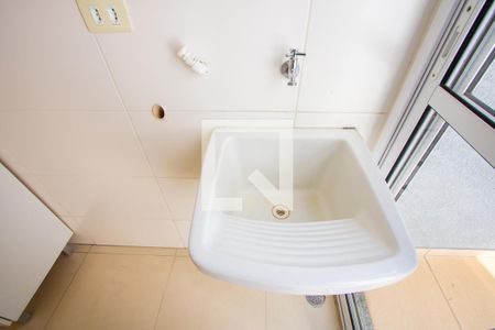 Área de serviço de apartamento para alugar com 2 quartos, 52m² em Jardim, Santo André