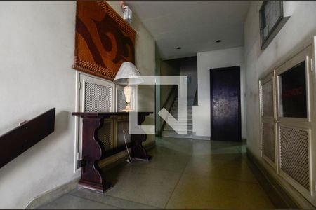 Hall de apartamento à venda com 2 quartos, 96m² em Grajaú, Rio de Janeiro