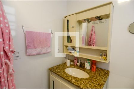 Banheiro Social de apartamento à venda com 2 quartos, 96m² em Grajaú, Rio de Janeiro