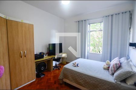 Quarto de apartamento à venda com 2 quartos, 96m² em Grajaú, Rio de Janeiro