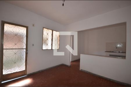 Sala de casa para alugar com 1 quarto, 40m² em Campo Grande, Rio de Janeiro