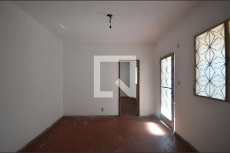 Sala de casa para alugar com 1 quarto, 40m² em Campo Grande, Rio de Janeiro