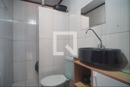 Banheiro 2 de casa à venda com 3 quartos, 180m² em Campina, São Leopoldo