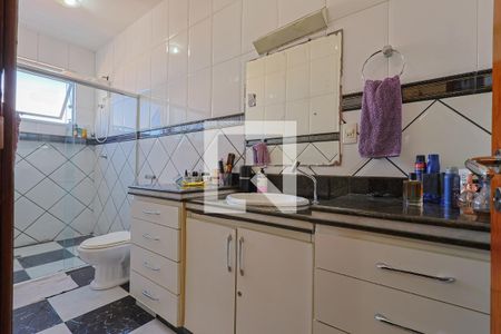 Banheiro da Suíte de apartamento à venda com 3 quartos, 230m² em Castelo, Belo Horizonte