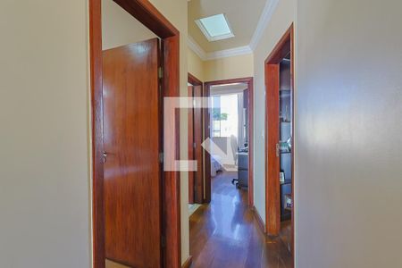 Corredor de apartamento à venda com 3 quartos, 230m² em Castelo, Belo Horizonte