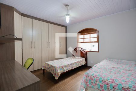 Casa 1 - Quarto 1 de casa para alugar com 6 quartos, 280m² em Vila Romero, São Paulo