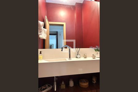 Lavabo de apartamento à venda com 3 quartos, 152m² em Copacabana, Rio de Janeiro