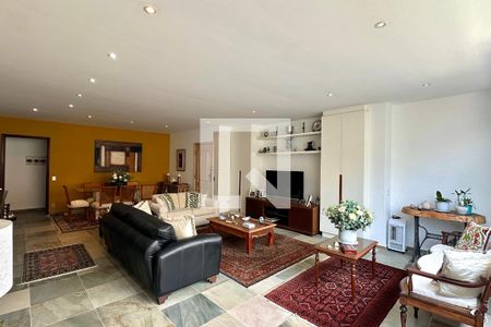 Sala de apartamento à venda com 3 quartos, 152m² em Copacabana, Rio de Janeiro