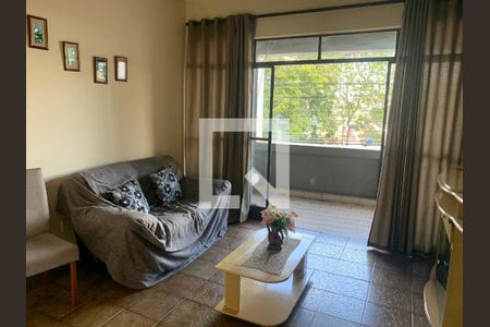 Casa à venda com 3 quartos, 327m² em Parque das Nações, Santo André