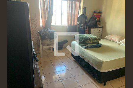 Casa à venda com 3 quartos, 327m² em Parque das Nações, Santo André