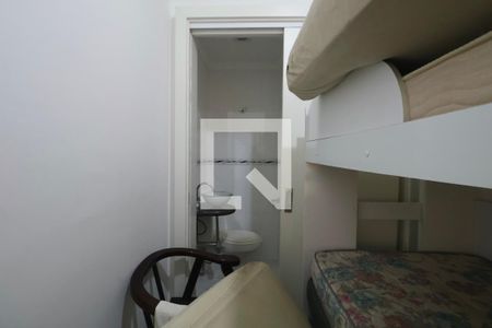 Suíte 1 de apartamento para alugar com 5 quartos, 200m² em Barra Funda, Guarujá