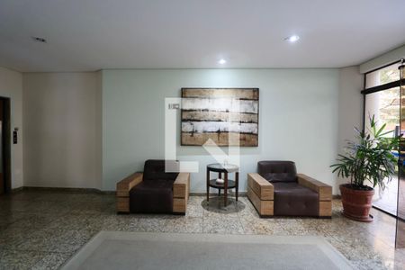 Hall de entrada de apartamento para alugar com 5 quartos, 200m² em Barra Funda, Guarujá