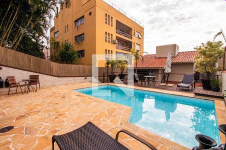Área comum - Piscina de casa à venda com 3 quartos, 340m² em São João, Porto Alegre