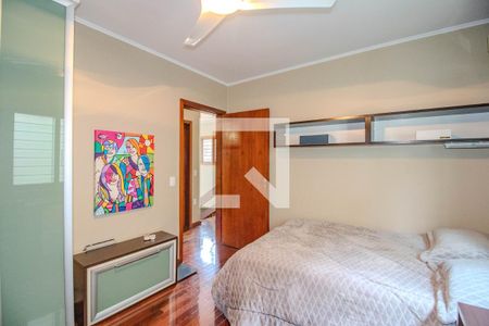 Quarto 2 de casa à venda com 3 quartos, 340m² em São João, Porto Alegre