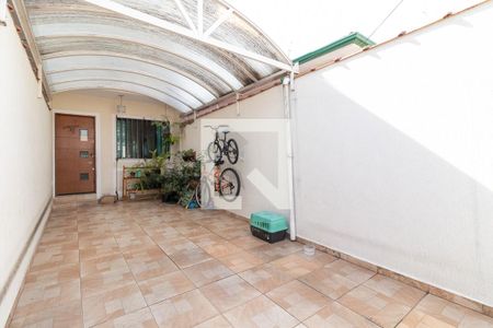 Garagem de casa à venda com 3 quartos, 120m² em Jardim Lisboa, São Paulo