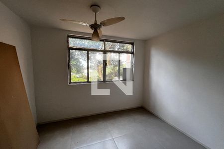 Quarto 1 de apartamento para alugar com 2 quartos, 48m² em Praia da Bandeira, Rio de Janeiro